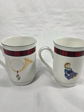 Sasaki Tartan Red Plaid Toy Accent Mugs Horn & Doll Charles Roberts